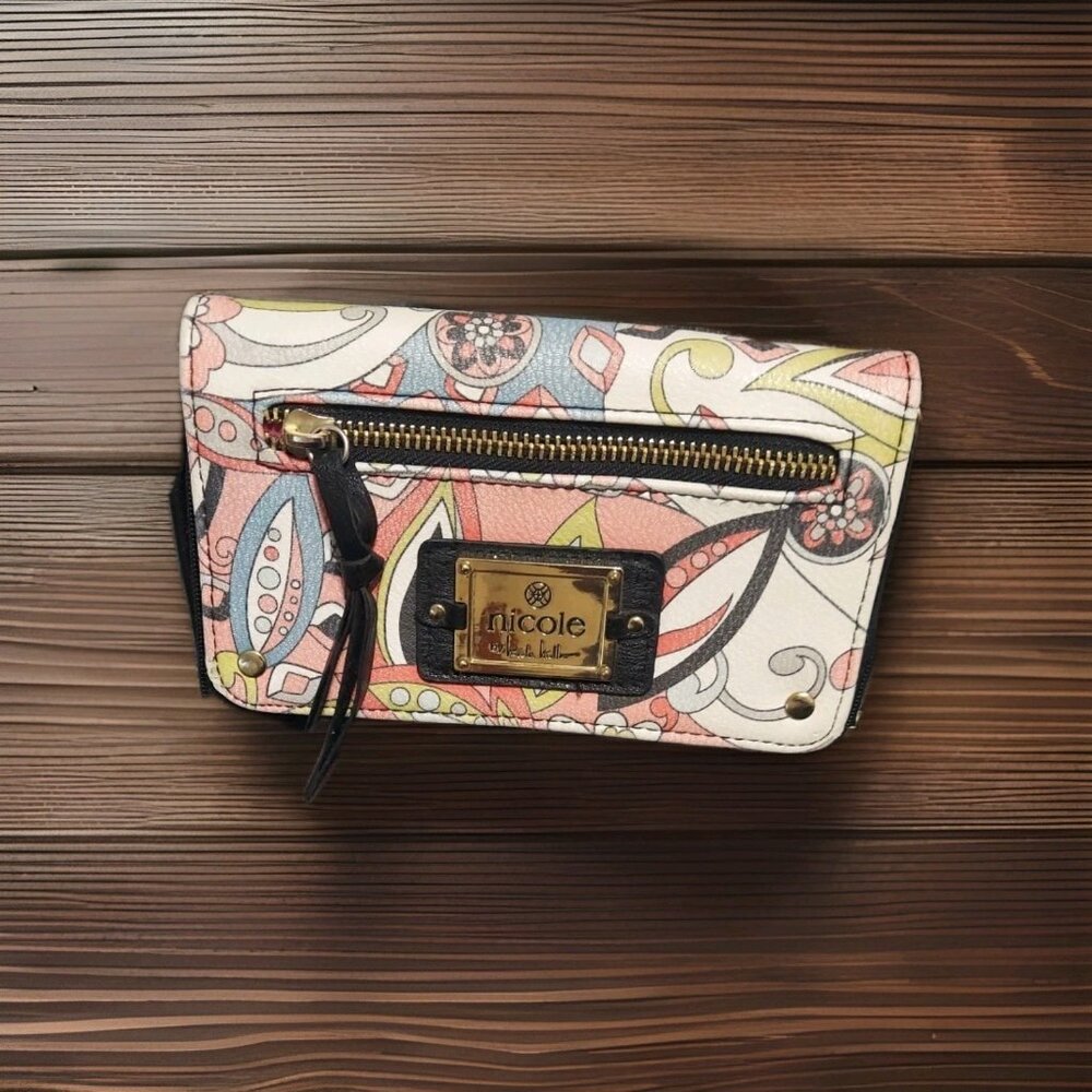 Nicole By Nicole Miller Paisley Wallet Zipper Pockets Credit Cards Accessory